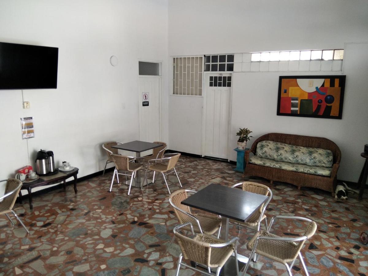 Hotel Maceo Melgar Eksteriør billede